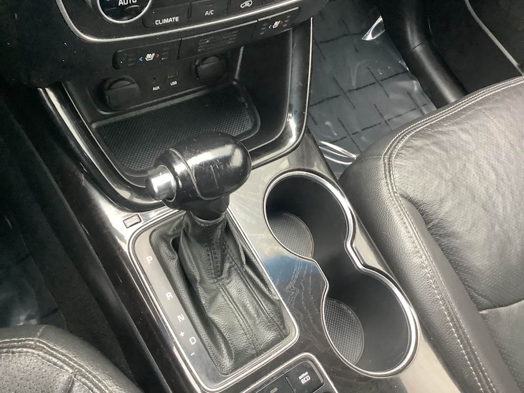 Thumbnail: 2014 Kia Sorento - 15