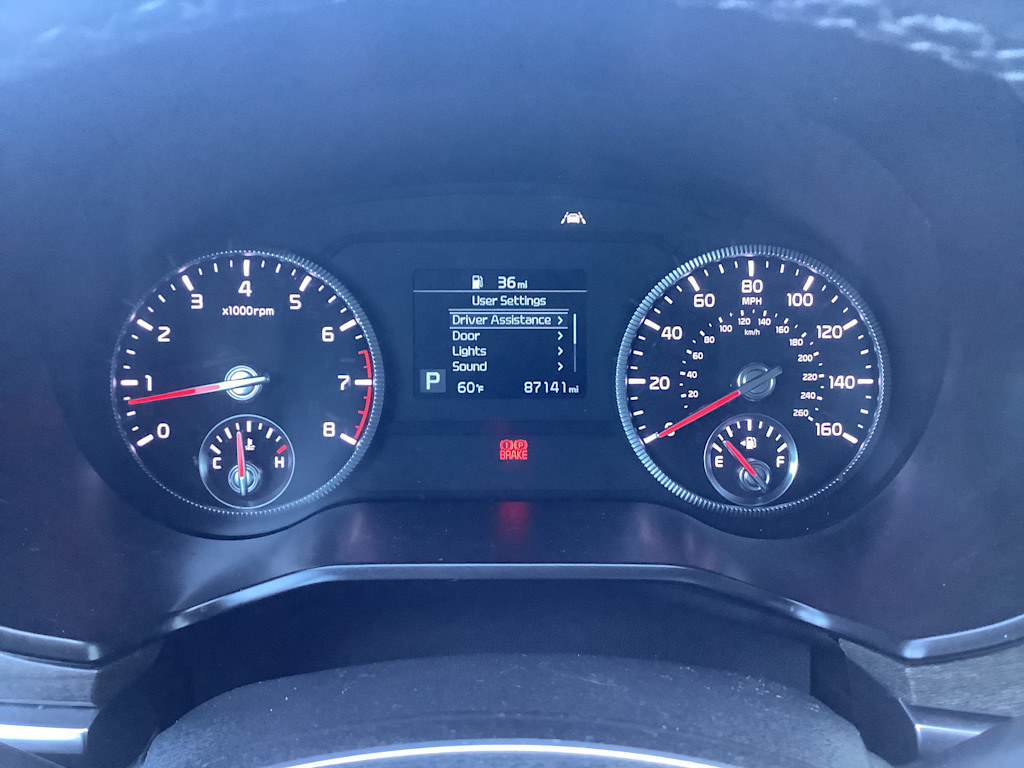Thumbnail: 2021 Kia Telluride - 21