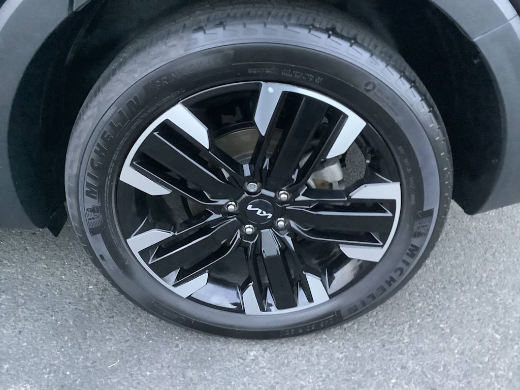 Thumbnail: 2023 Kia Telluride - 8