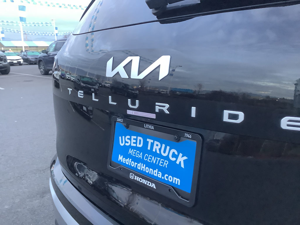 Thumbnail: 2023 Kia Telluride - 7