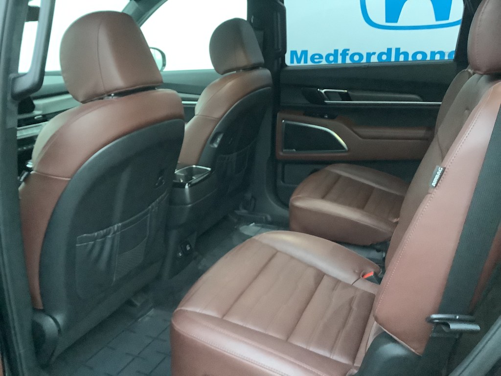 Thumbnail: 2023 Kia Telluride - 13