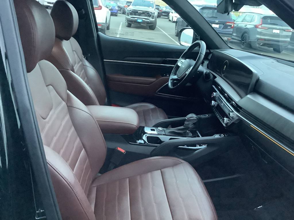 Thumbnail: 2023 Kia Telluride - 12