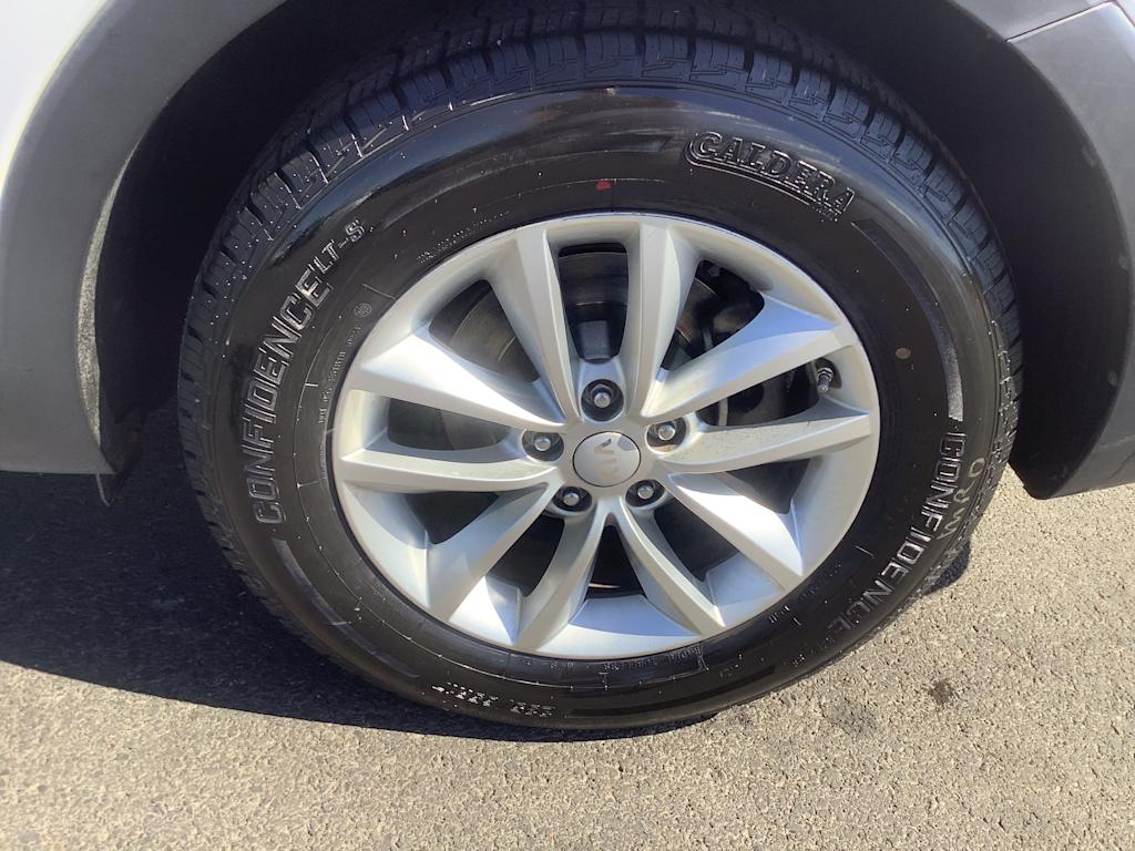 Thumbnail: 2017 Kia Sorento - 8