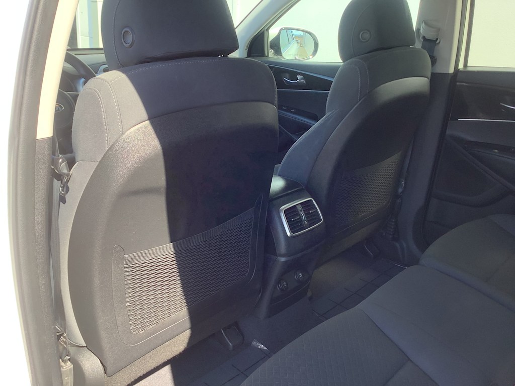 Thumbnail: 2017 Kia Sorento - 13