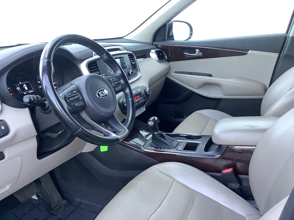 Thumbnail: 2016 Kia Sorento - 2