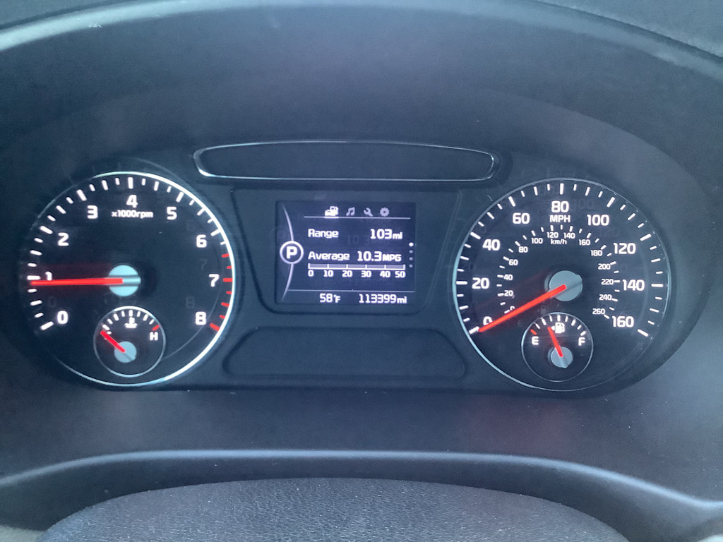 Thumbnail: 2016 Kia Sorento - 21