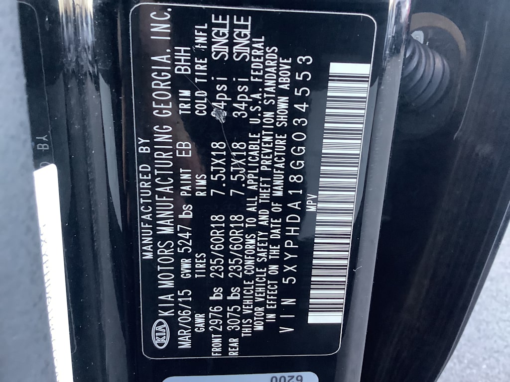 Thumbnail: 2016 Kia Sorento - 17