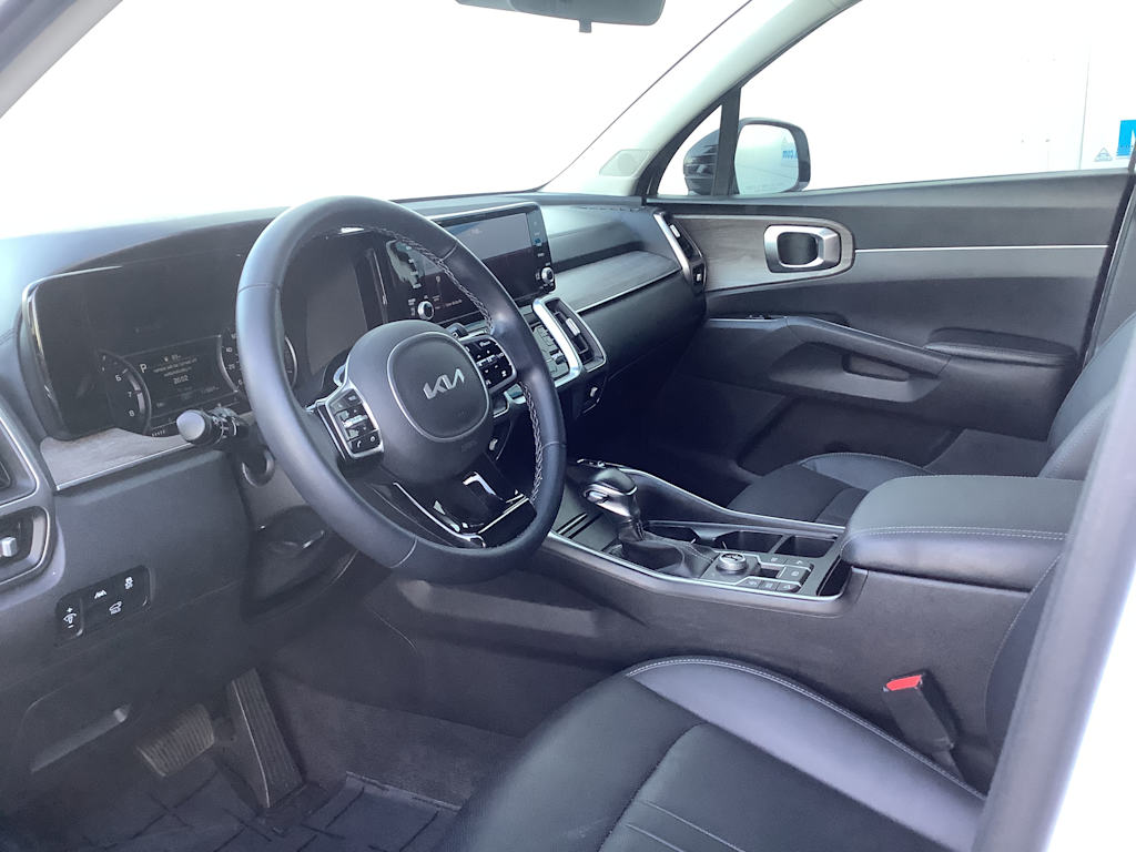 Thumbnail: 2022 Kia Sorento - 2