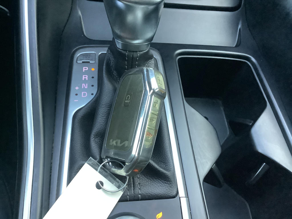 Thumbnail: 2022 Kia Sorento - 21