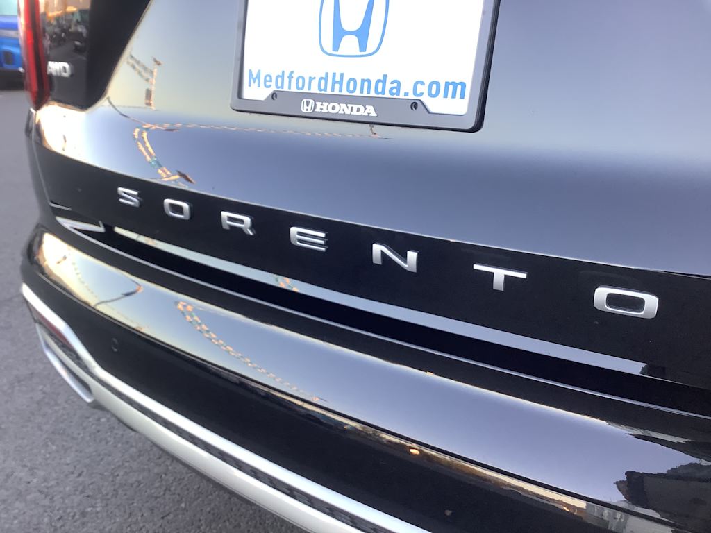 Thumbnail: 2022 Kia Sorento - 7
