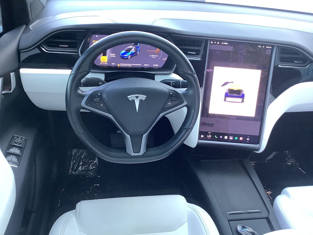 Thumbnail: 2020 Tesla Model X - 8