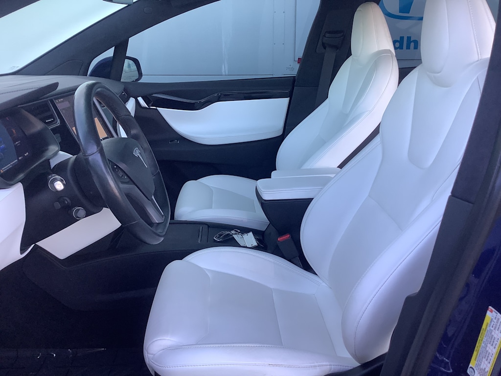 Thumbnail: 2020 Tesla Model X - 9