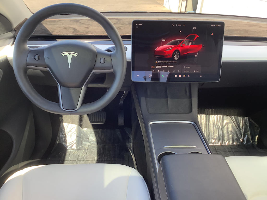 Thumbnail: 2024 Tesla Model Y - 9