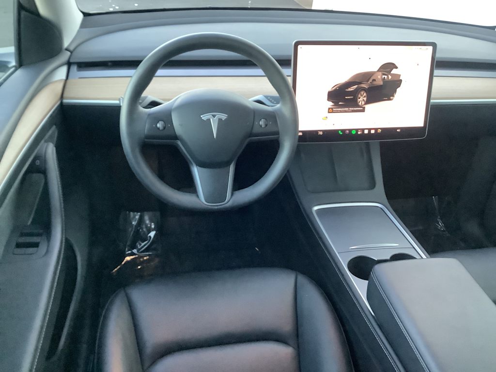 Thumbnail: 2023 Tesla Model Y - 9