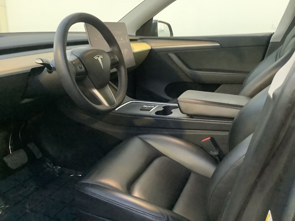 Thumbnail: 2023 Tesla Model Y - 8