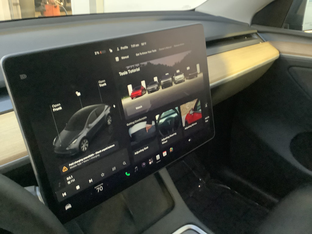 Thumbnail: 2023 Tesla Model Y - 11