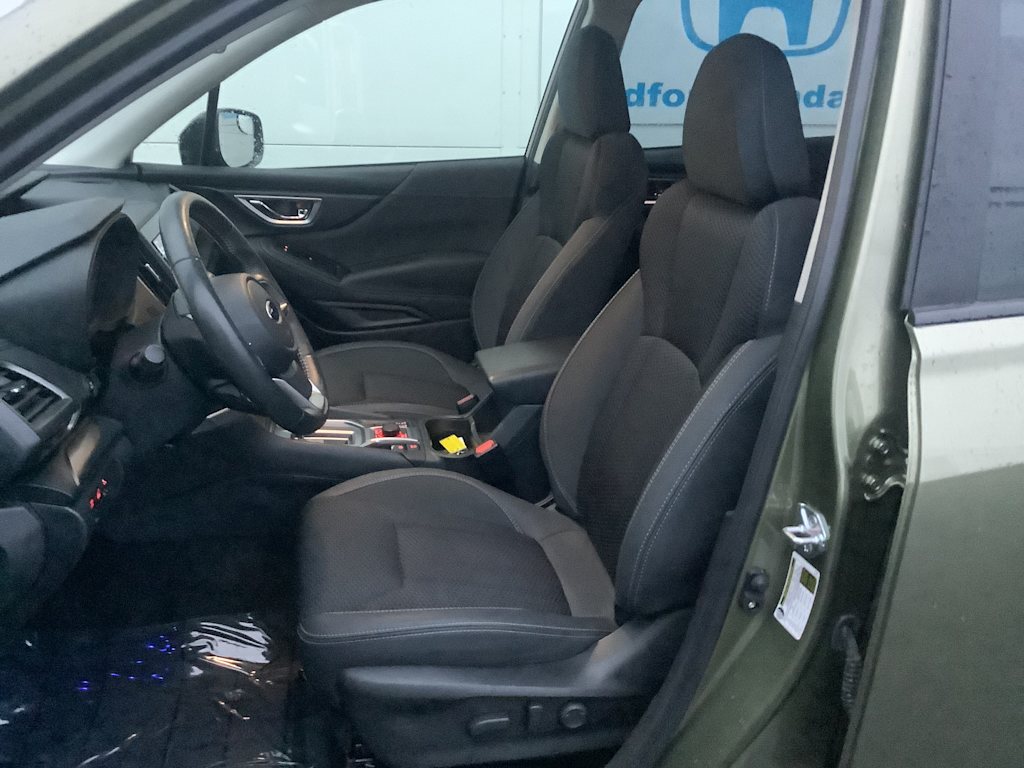 2023 Subaru Forester Premium 11