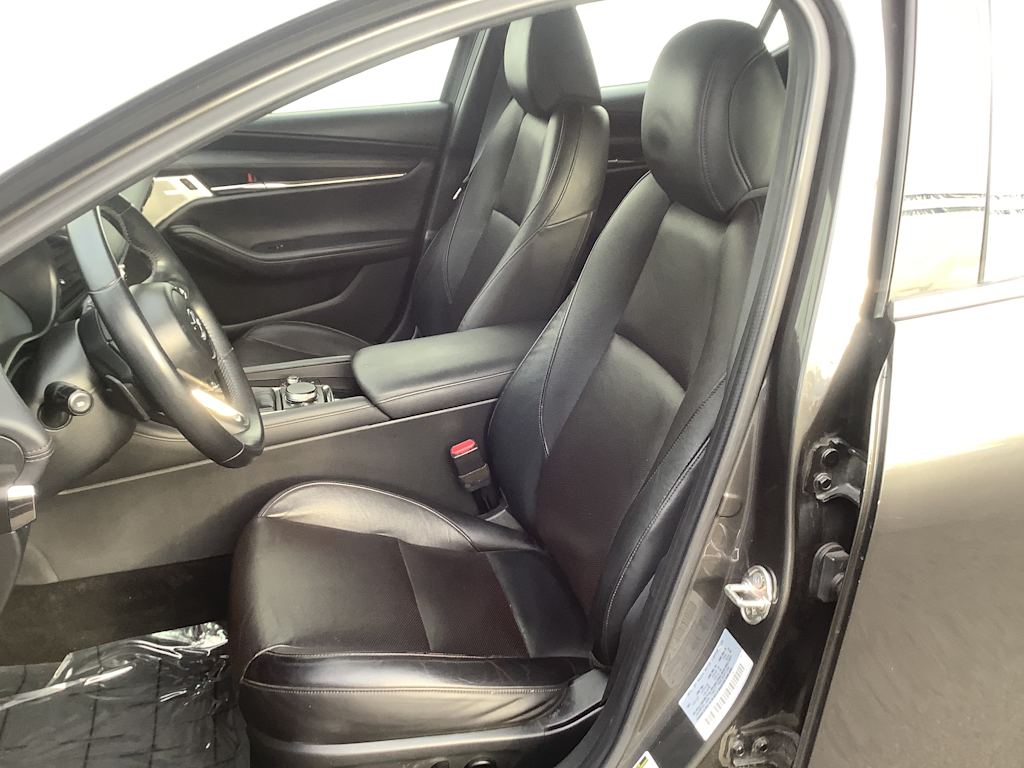 2021 Mazda Mazda3 Premium 11