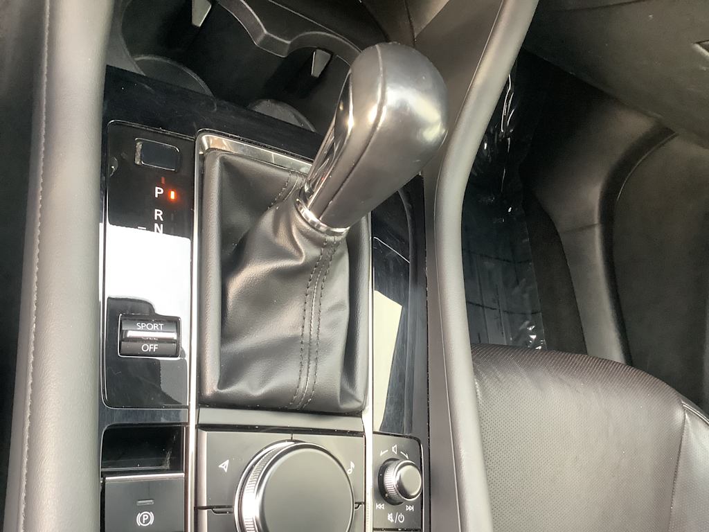 2021 Mazda Mazda3 Premium 16