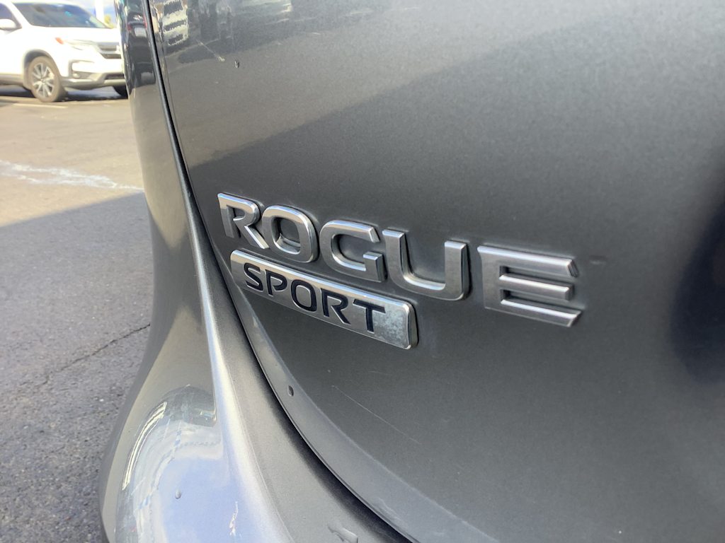 2021 Nissan Rogue Sport S 7