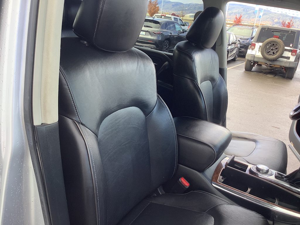 Thumbnail: 2019 INFINITI QX80 - 21