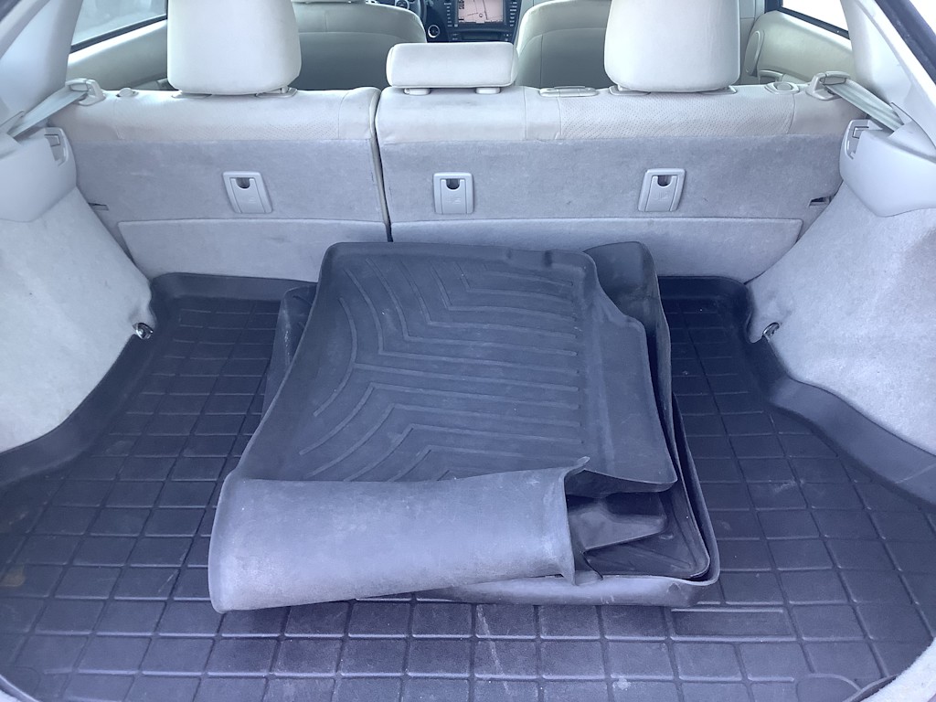 2010 Toyota Prius Three 13