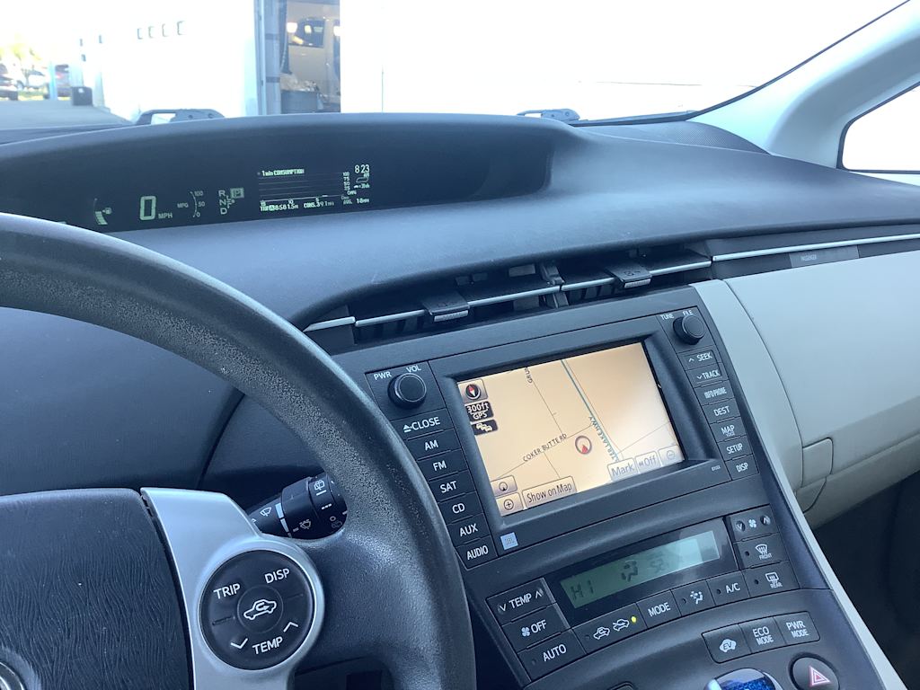 2010 Toyota Prius Three 19