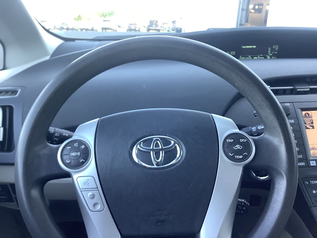 2010 Toyota Prius Three 18