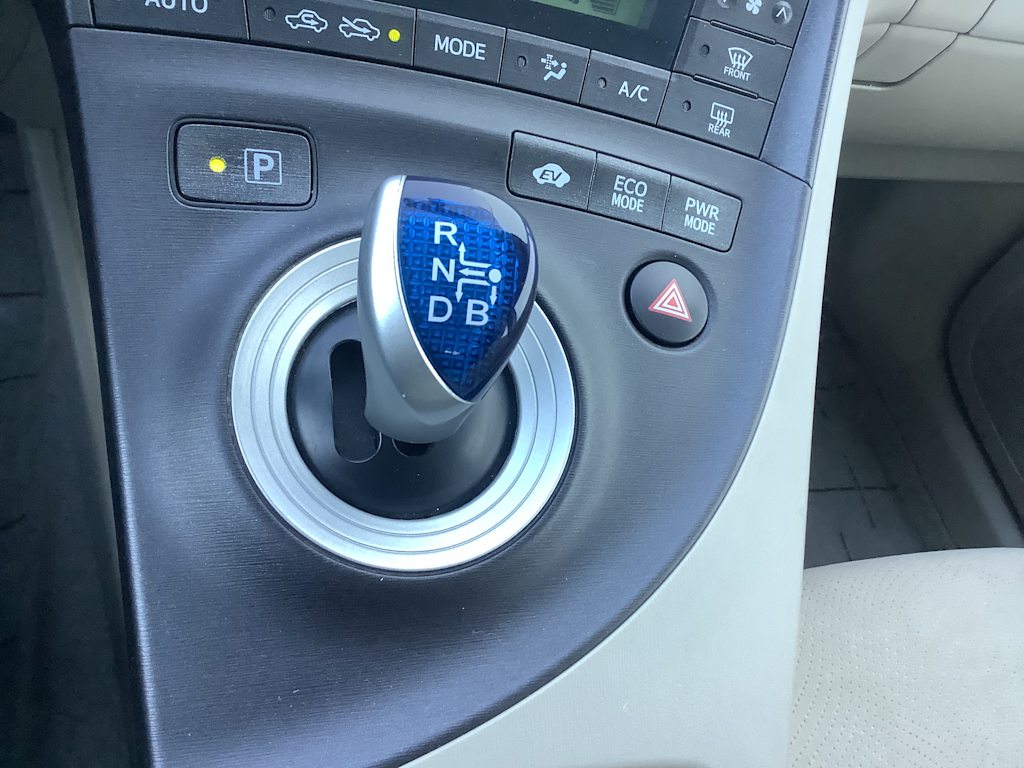 2010 Toyota Prius Three 20