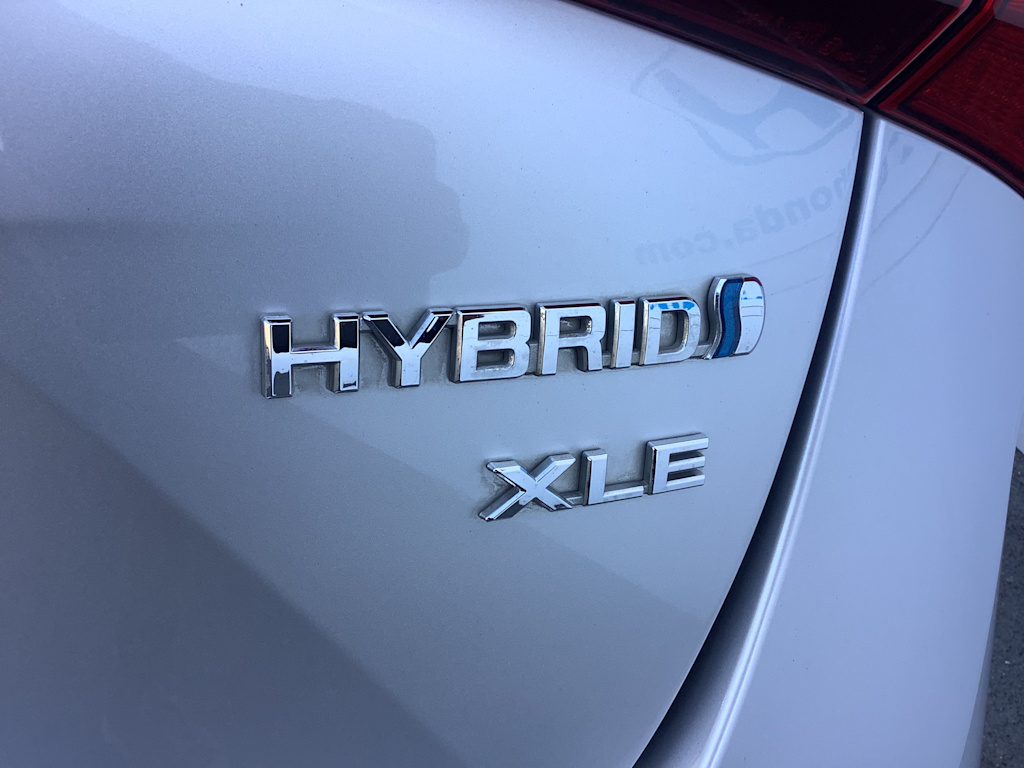 2021 Toyota Prius XLE 20