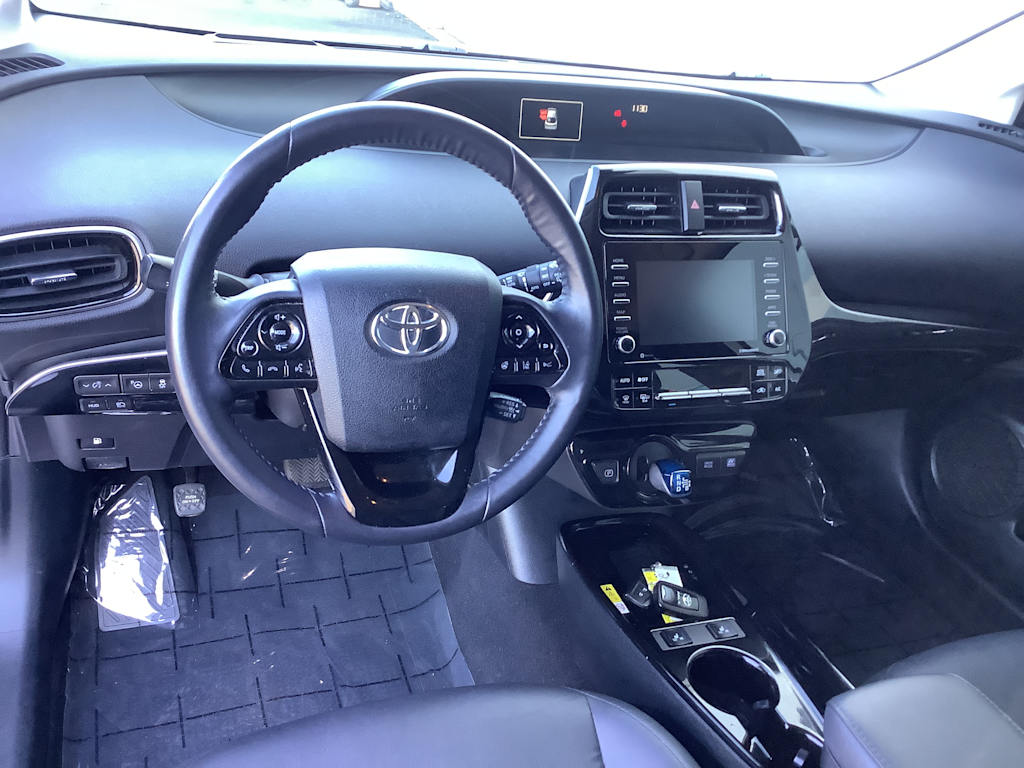 2021 Toyota Prius XLE 2