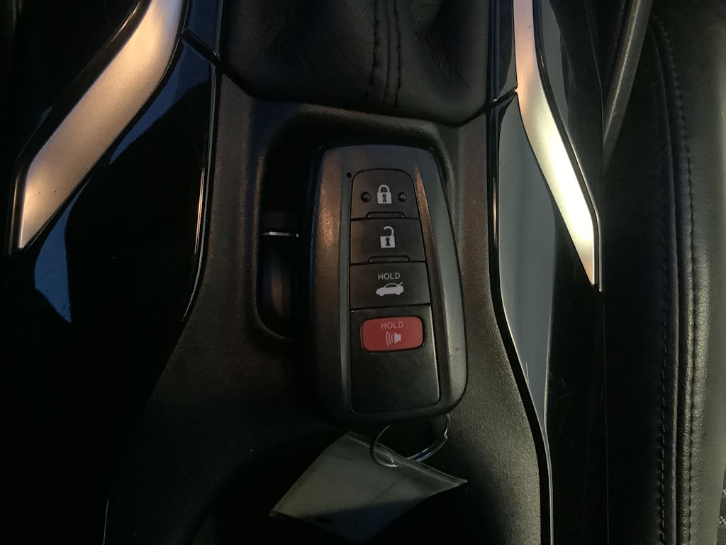 2020 Toyota Corolla XSE 20