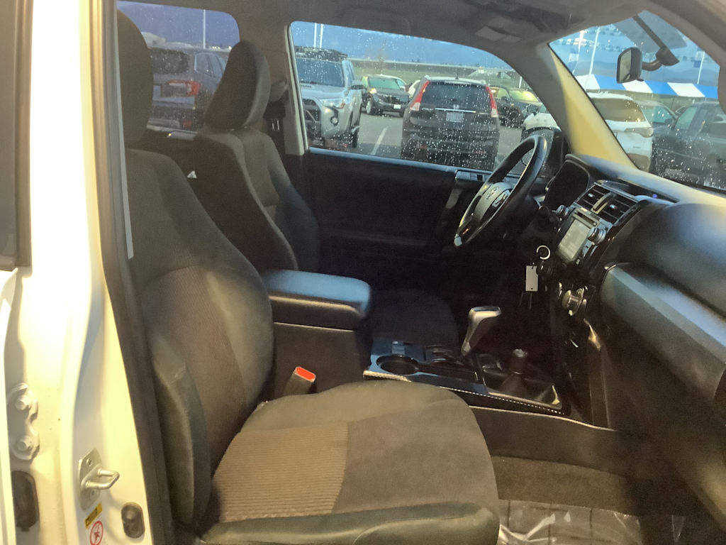 2018 Toyota 4Runner TRD Off Road 12