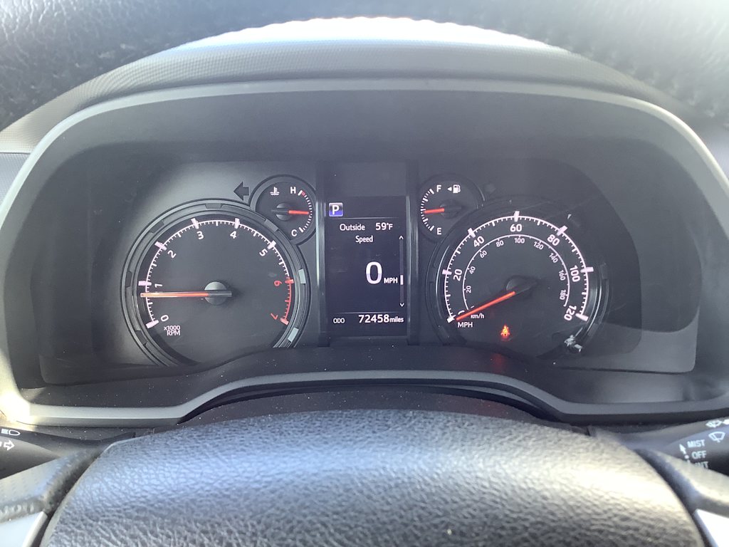 2022 Toyota 4Runner SR5 16