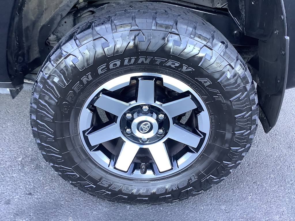 Thumbnail: 2021 Toyota 4Runner - 7