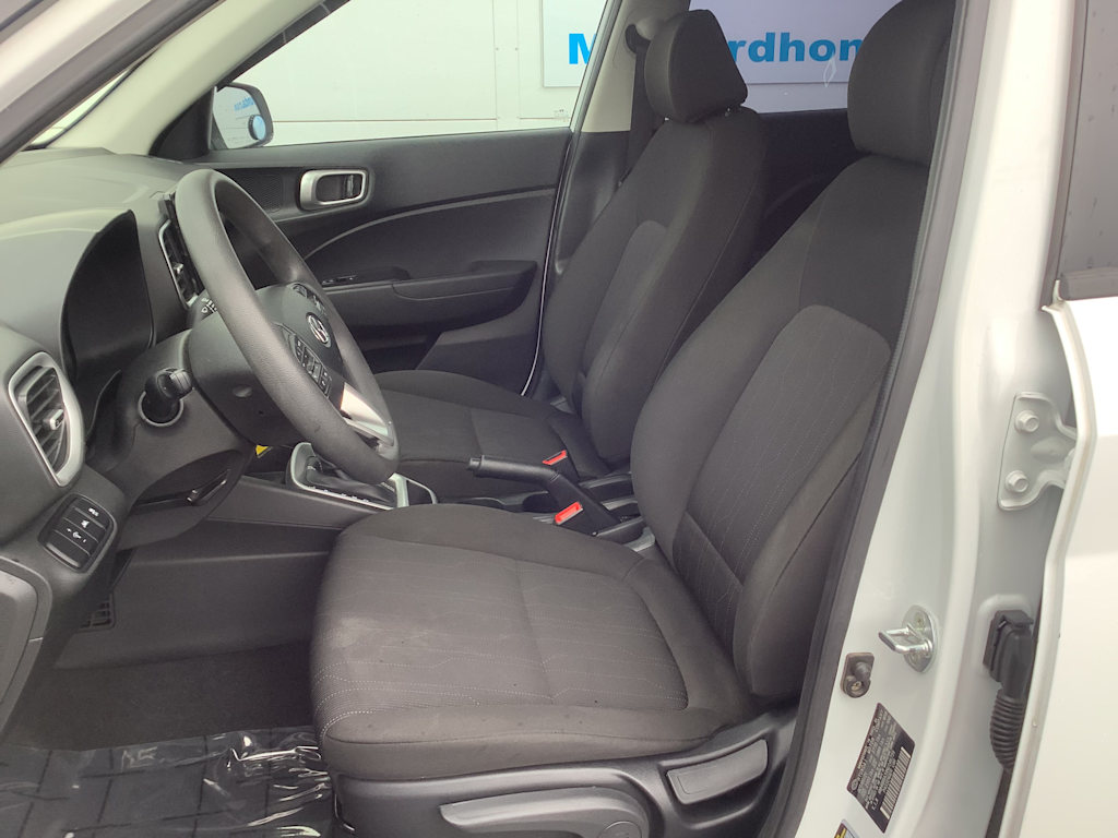 Thumbnail: 2022 Hyundai Venue - 11