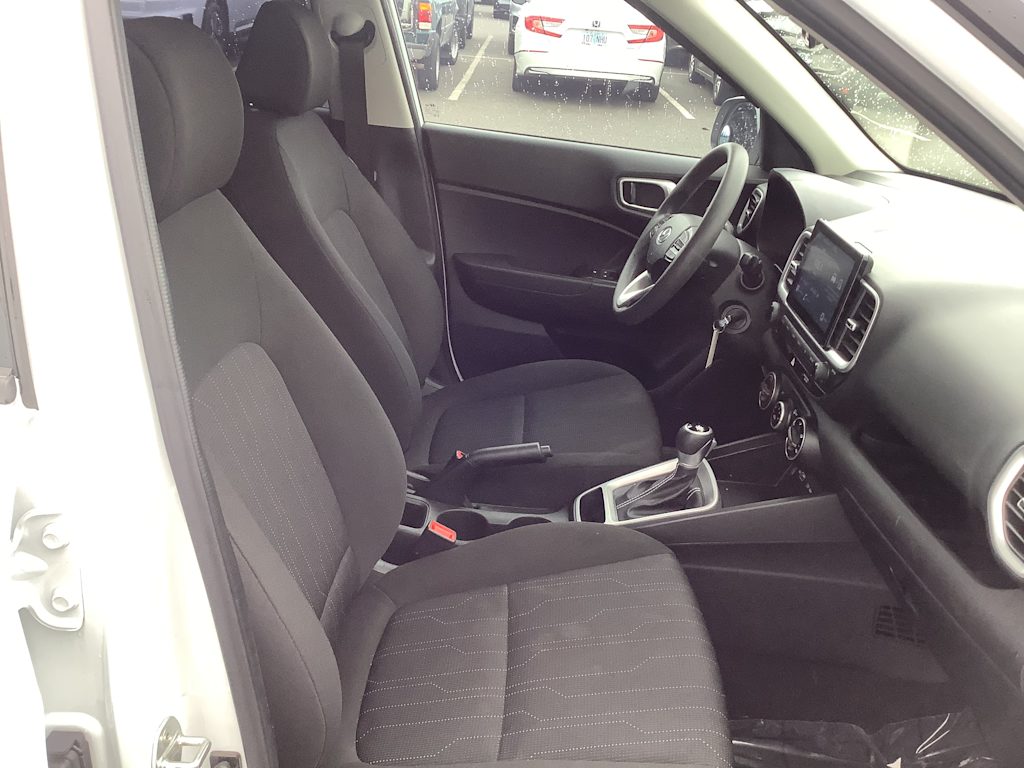 Thumbnail: 2022 Hyundai Venue - 12