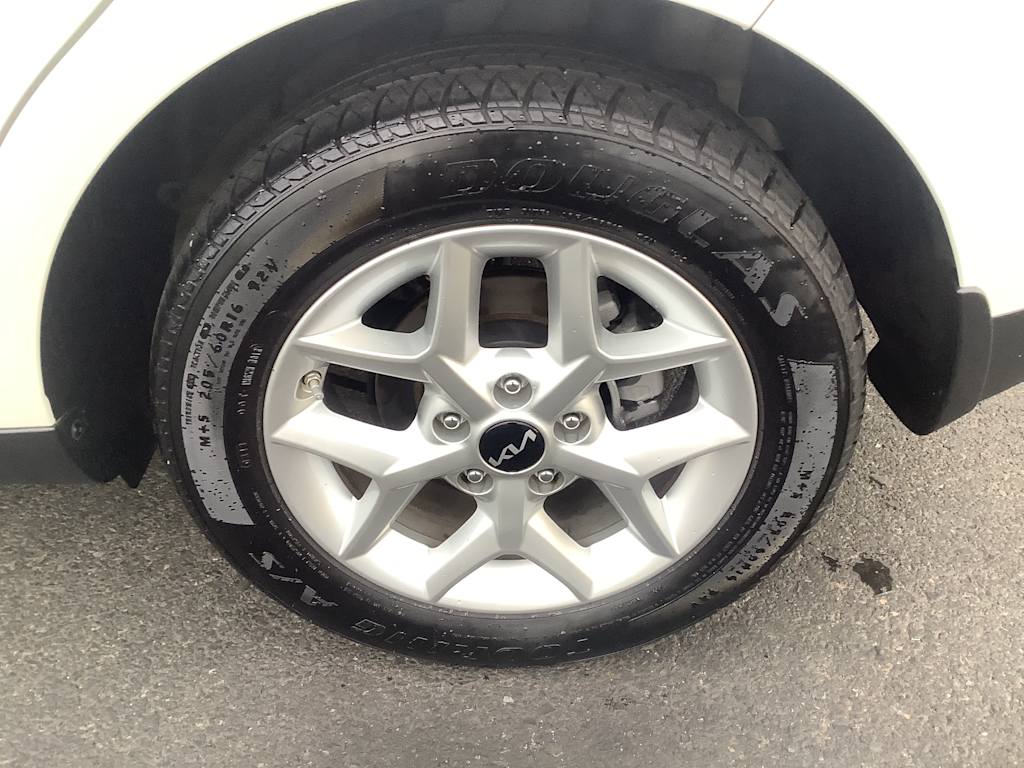 Thumbnail: 2023 Kia Soul - 8