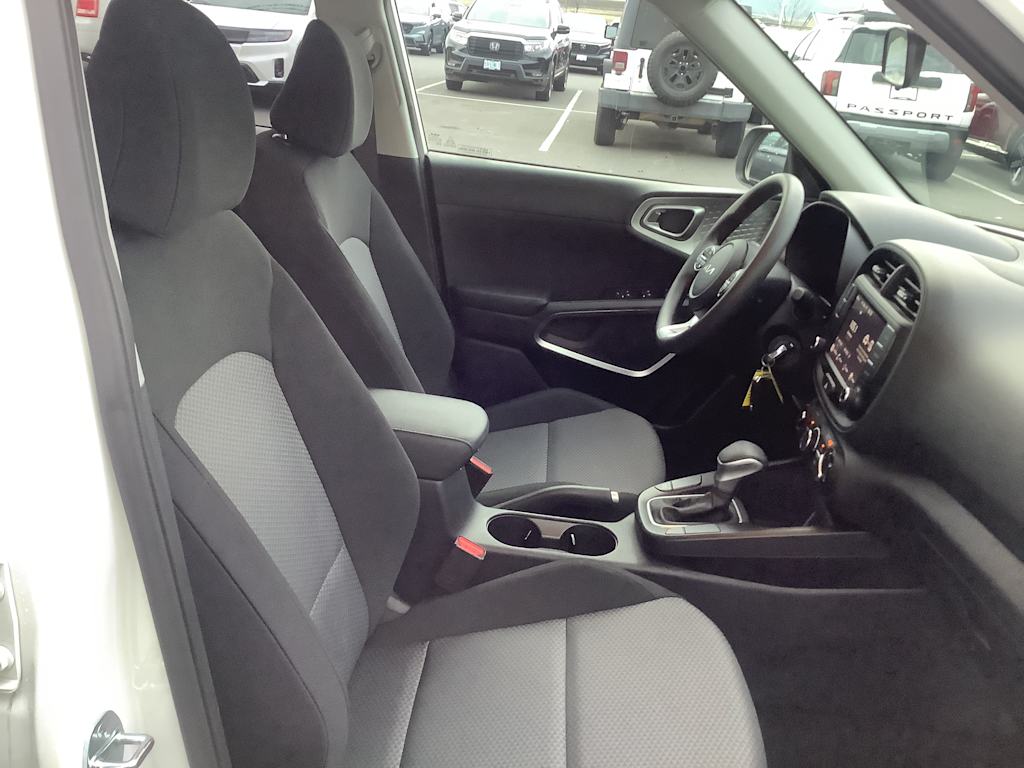 Thumbnail: 2023 Kia Soul - 12