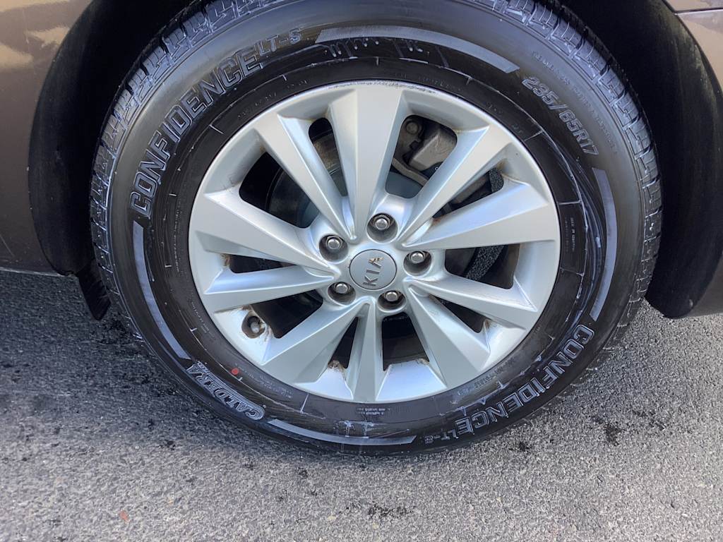 Thumbnail: 2017 Kia Sedona - 8