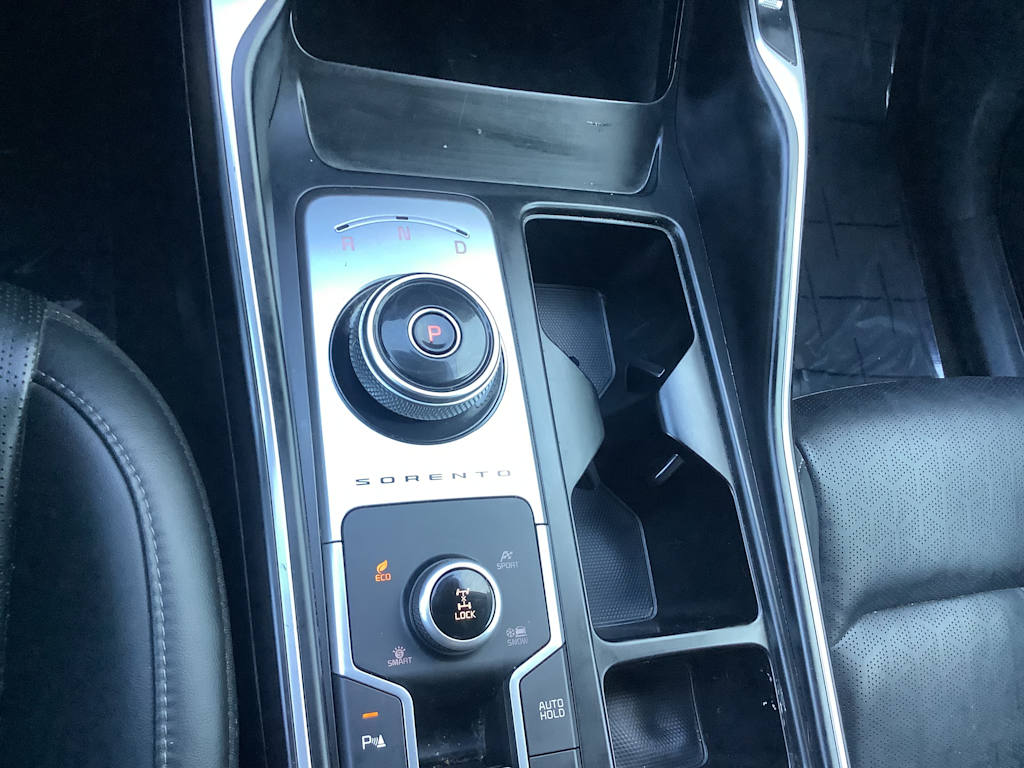 Thumbnail: 2022 Kia Sorento - 15