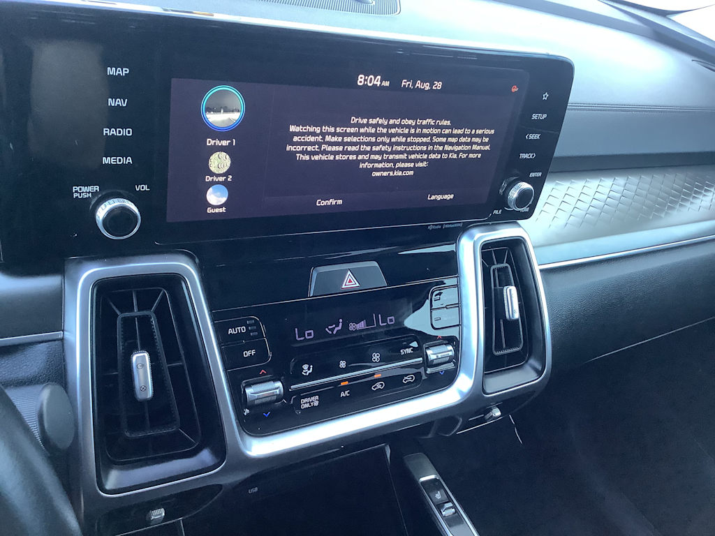 Thumbnail: 2022 Kia Sorento - 14