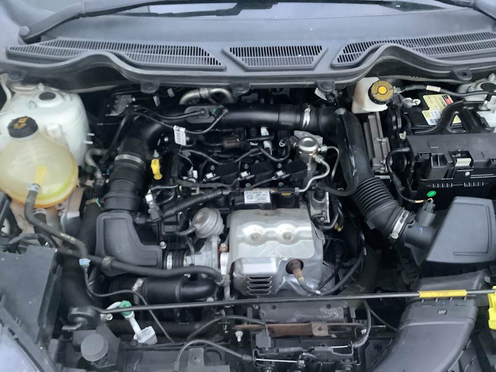 Thumbnail: 2021 Ford EcoSport - 9