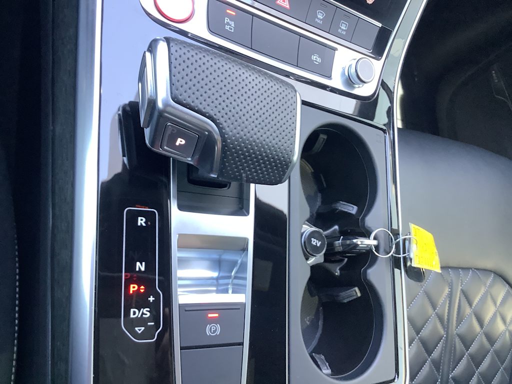 Thumbnail: 2020 Audi SQ7 - 14