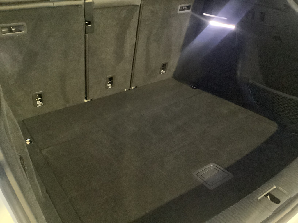 Thumbnail: 2025 Audi Q5 - 12