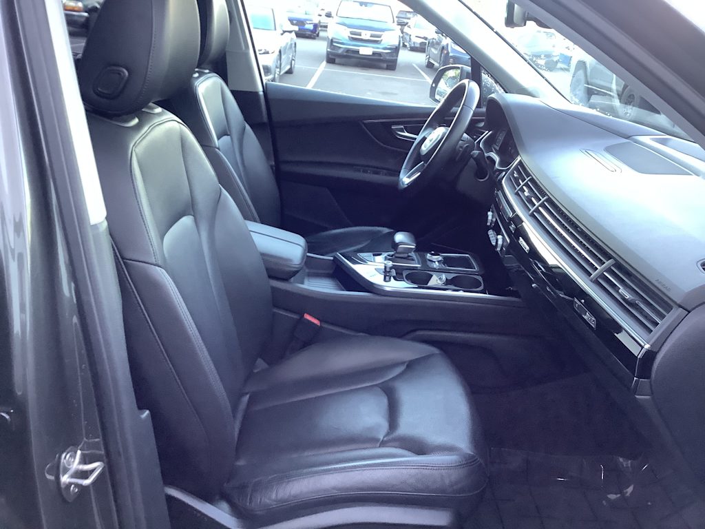 Thumbnail: 2019 Audi Q7 - 12