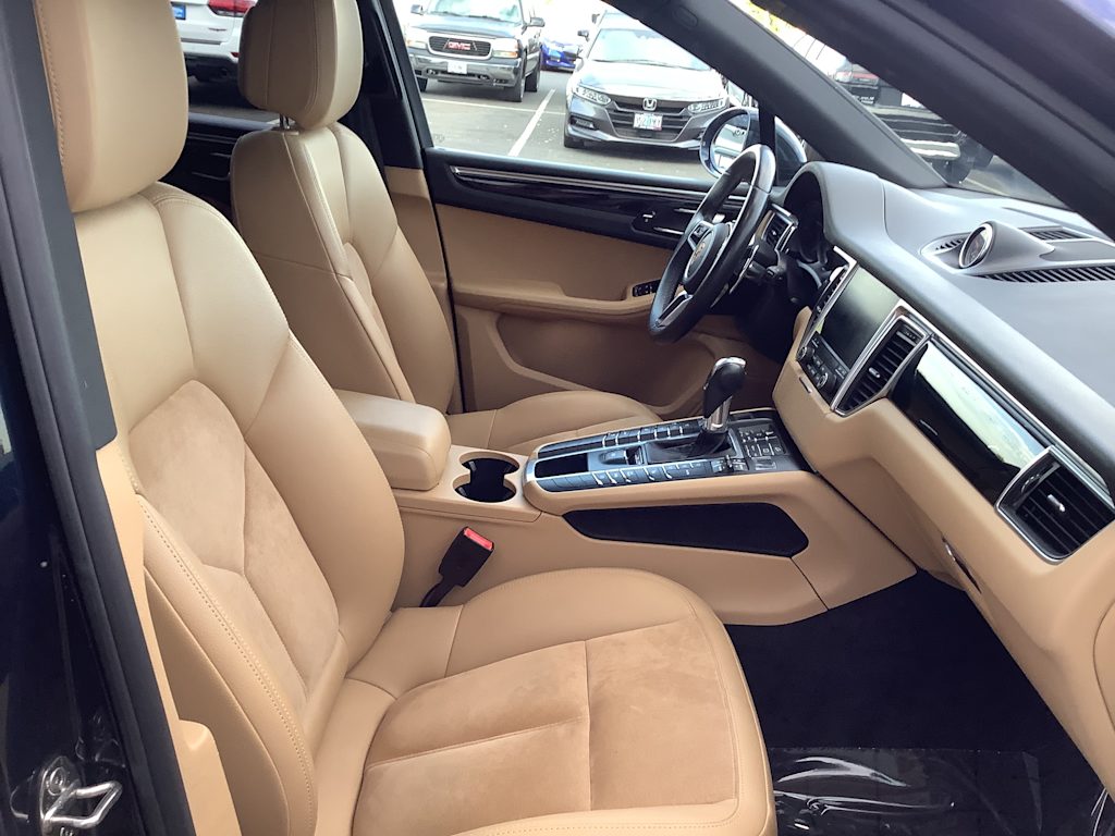Thumbnail: 2018 Porsche Macan - 12