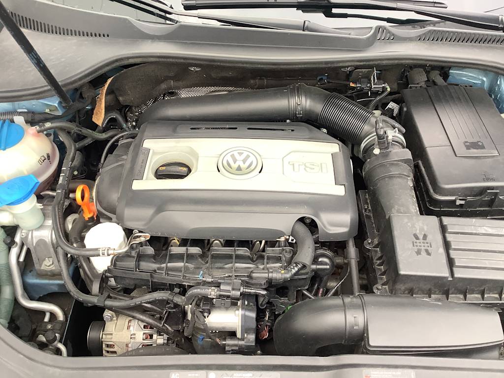 Thumbnail: 2009 Volkswagen Eos - 9