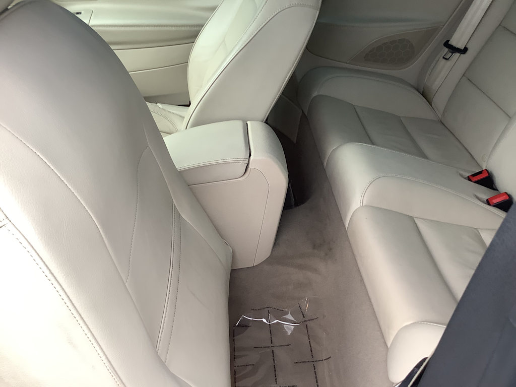 Thumbnail: 2009 Volkswagen Eos - 12