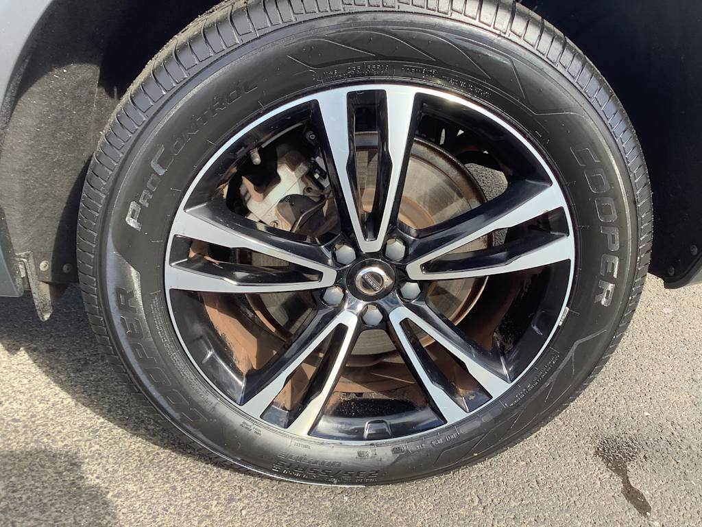 Thumbnail: 2020 Volvo XC60 - 8